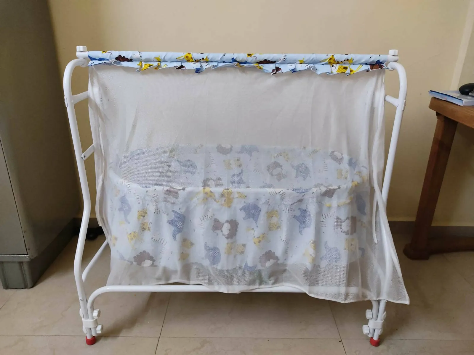 BABYHUG Cozy Nest cradle